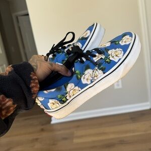 Floral/Flower Vans Era Skate Shoes, Classic Low-Top Lace-up Style Womens 7